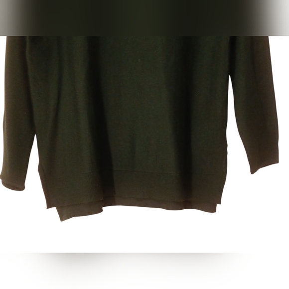 Michael Kors - Forest Green Pullover Sweater, Scoop Neck, Side Slits, Size S, - Picture 4 of 8
